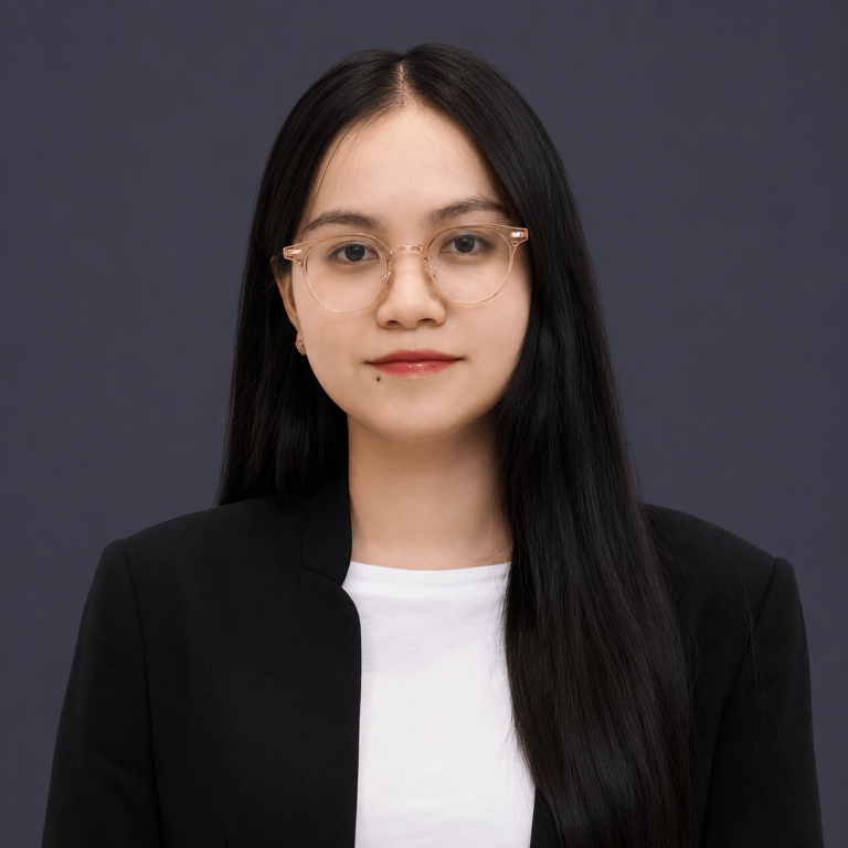 Ms Phạm Thị Ánh Sáng